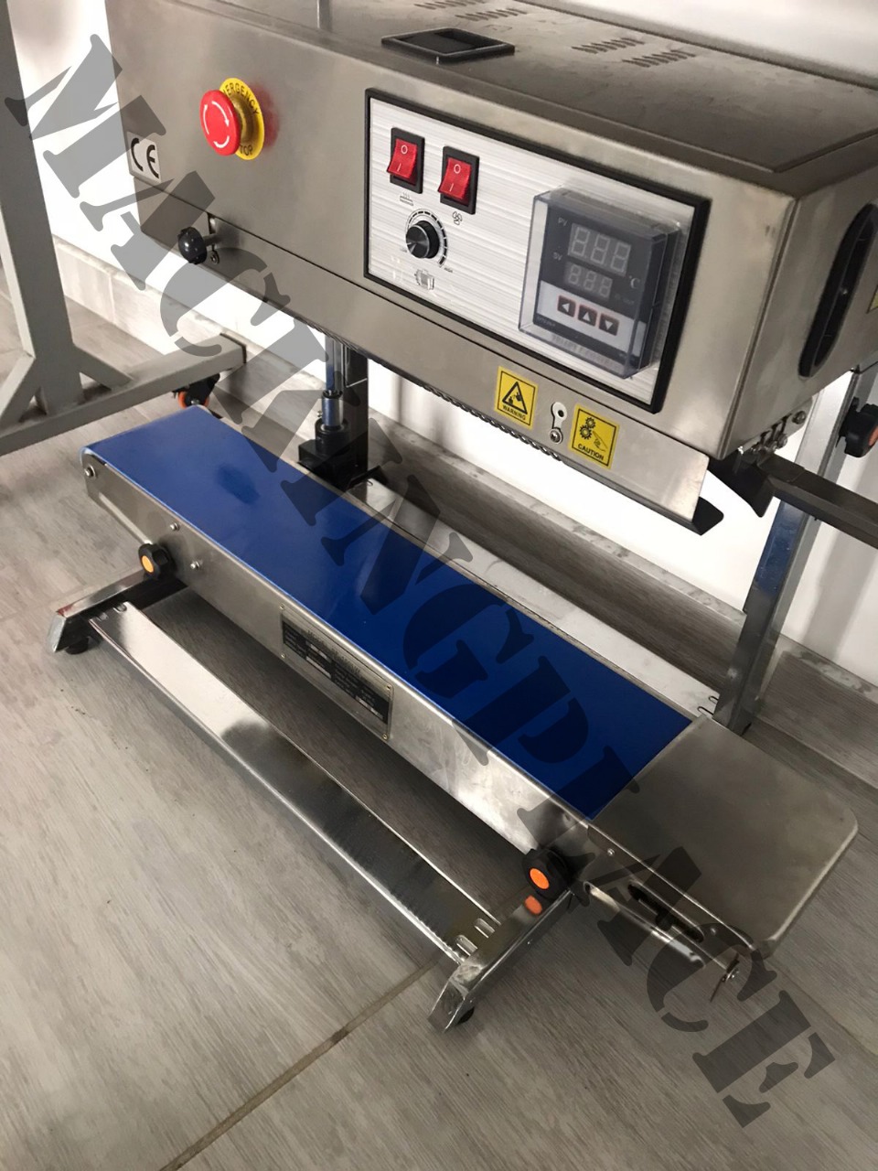 Miniatura de Selladora de Bolsa Continua DBF 900LW/220V