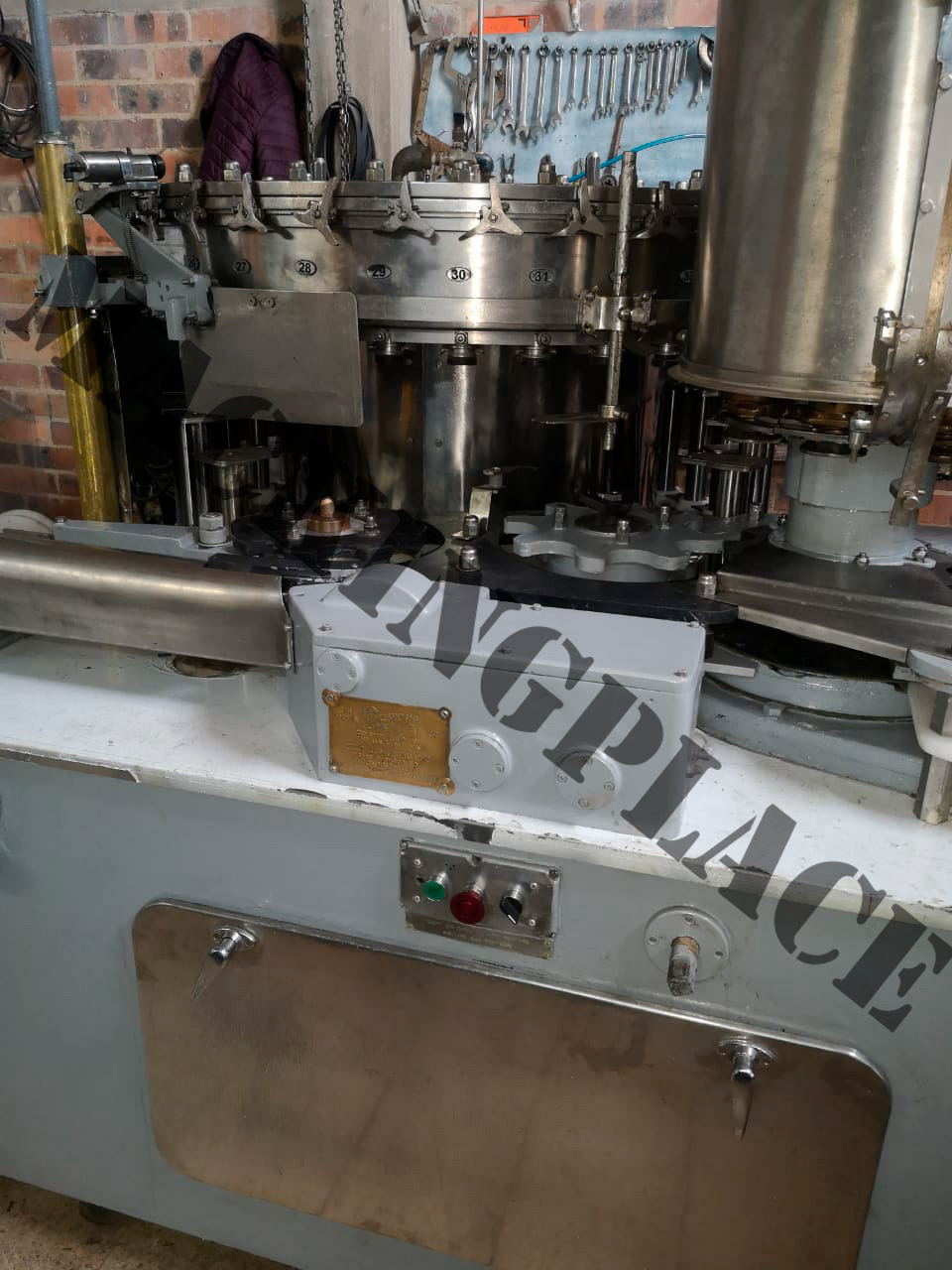 Miniatura de Llenadora rotativa isobarica