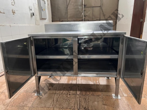 Miniatura de Mesa en Acero Inoxidable